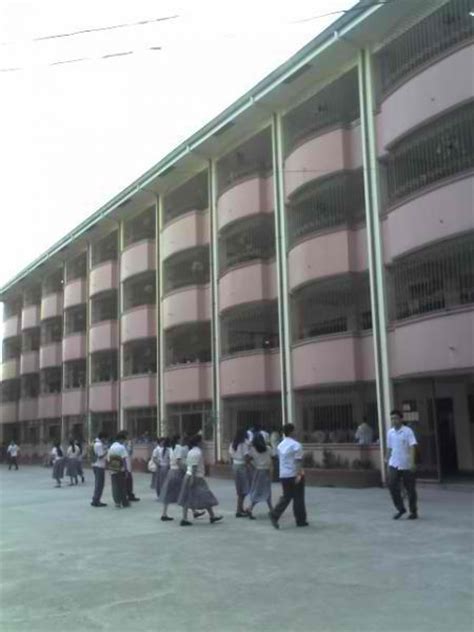 pasay city west high school uniform|Pasay City West High School (PCWHS) .